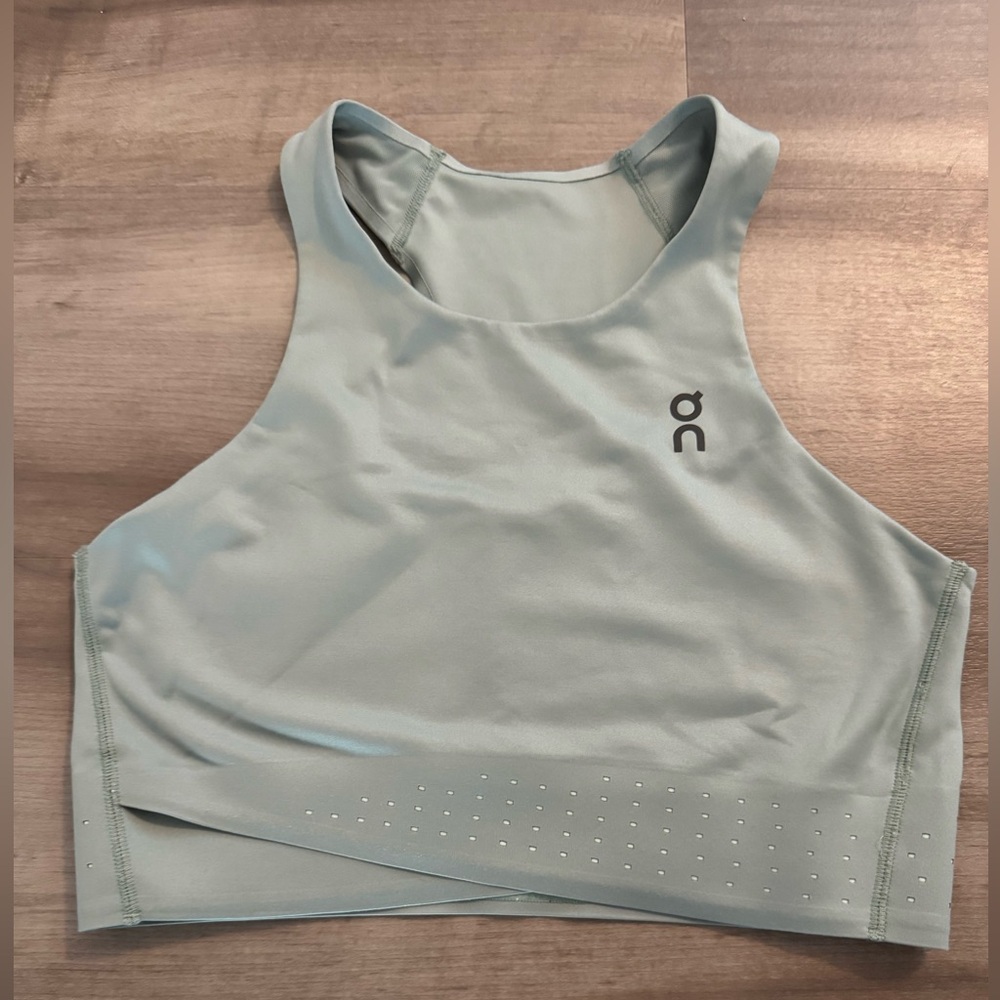 On Running Light Sage Green High-Neck Sports Bra